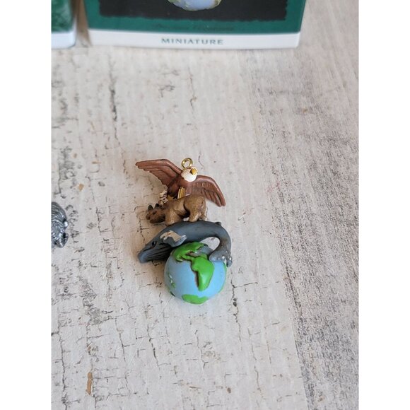 Hallmark miniature Noah earth animal nativity ornament Xmas set - Picture 3 of 6